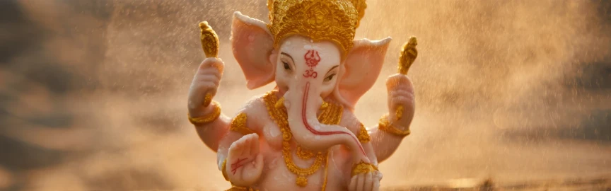 Ganesh Chaturthi in Mumbai: A Festival of Colors, Faith & Unity