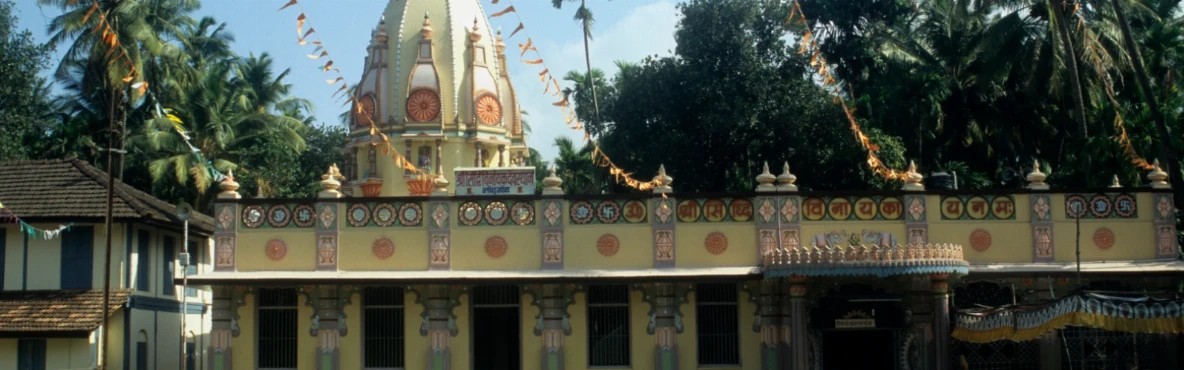 Siddhivinayak Temple: A Spiritual Pause in Busy Mumbai