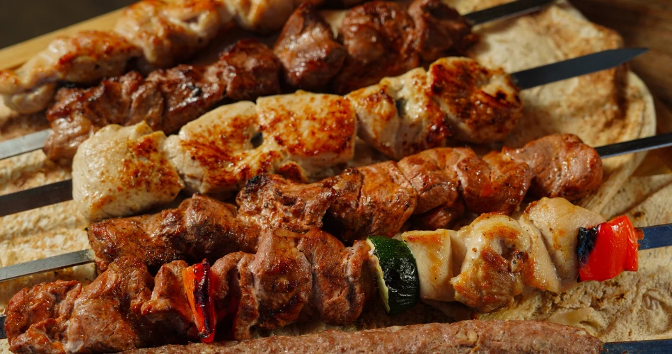 The Ultimate Colaba Pub Crawl: Where to Drink, Eat & Repeat