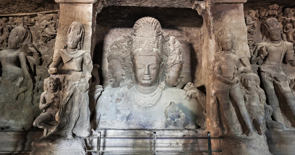 Perjalanan Feri ke Pulau Elephanta. Gua Purba & Pemandangan Laut