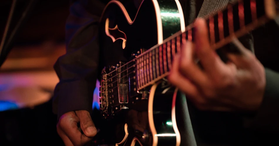 Jazz Bars and Live Music Lounges Across Mumbai