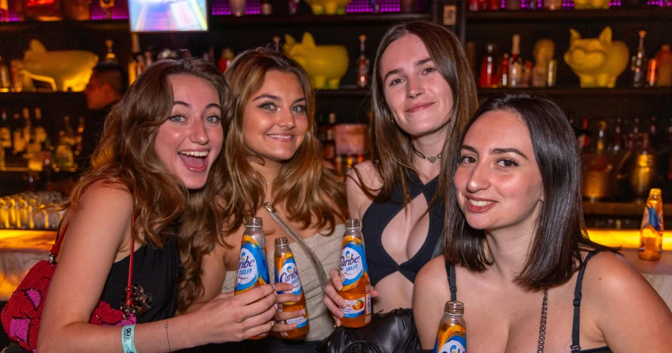 Jazz Bars and Live Music Lounges Across Mumbai