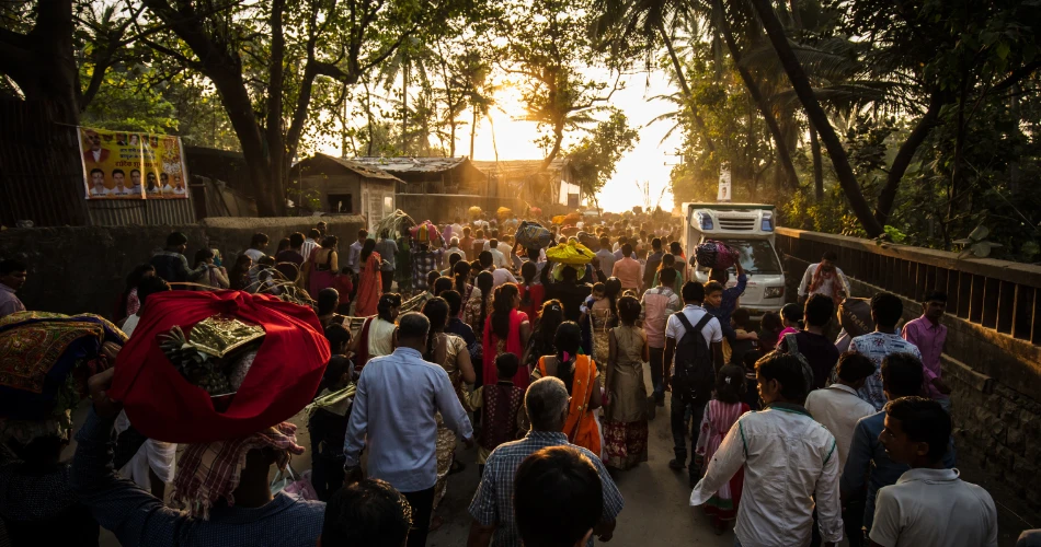 Ganesh Chaturthi in Mumbai: A Festival of Colors, Faith & Unity